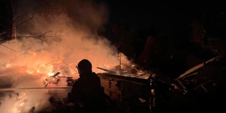 Внаслідок масованої атаки на Київ 4 загиблих (ФОТО, ВІДЕО)