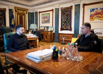 Зеленський зустрівся з Будановим. Про що говорили (ФОТО)