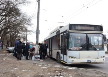 Графік підвозу води спецтролейбусами для мешканців двох мікрорайонів Миколаєва на 13 січня