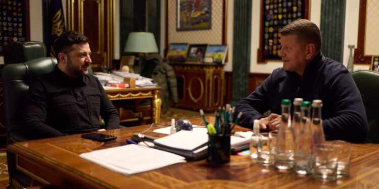 Зеленський зустрівся із Залужним