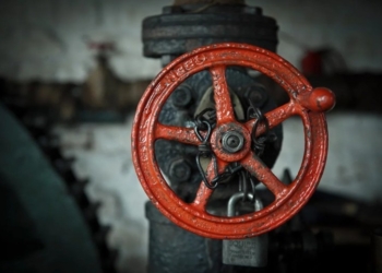 З 26 січня Польща повністю припиняє імпорт н-бутану та ізобутану з росії і Білорусі