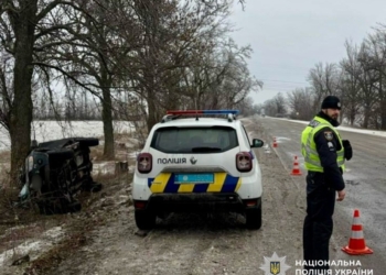 На Миколаївщині в ДТП травмувався водій пікапа – поліцейські шукають свідків