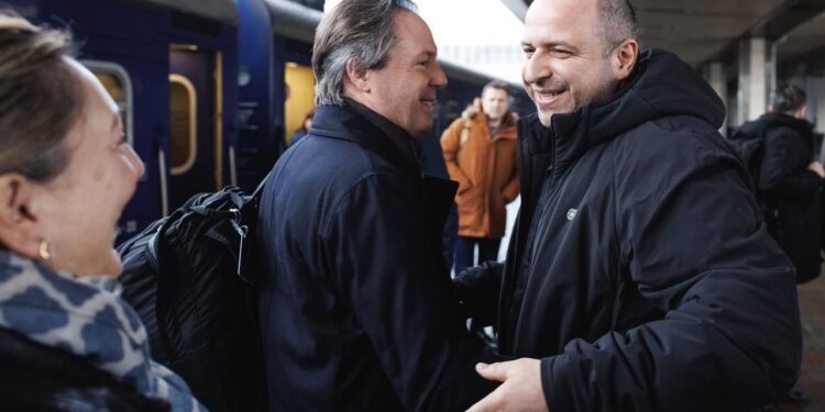 До Києва прибули радники з питань безпеки 14 країн Європи та Канади, а також НАТО, Євроради та Єврокомісії (ФОТО)