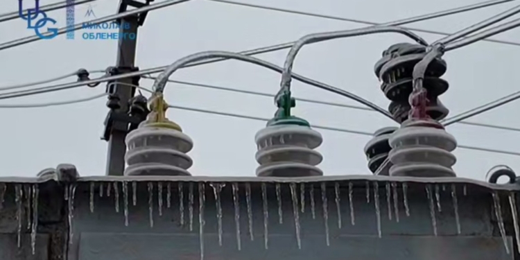 На Миколаївщині фіксується обледеніння та аварійні відключення електроенергії — куди телефонувати, якщо побачили обриви проводів
