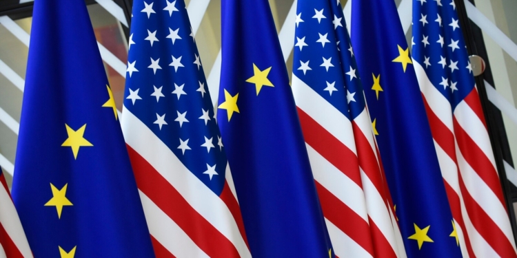 ЄС розглядає введення мит щодо США у відповідь на погрози Трампа щодо Гренландії – FT