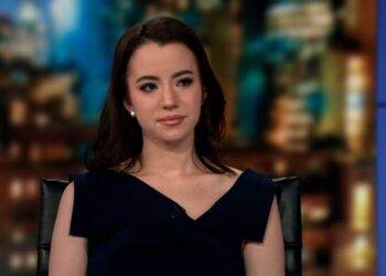 Мати одного з дітей Маска судиться з його компанією за роздягання без дозволу – звинувачує Grok