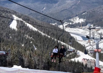 Сильна діарея, блювота, висока температура і слабкість – відпочивальників на Буковелі косить хвороба