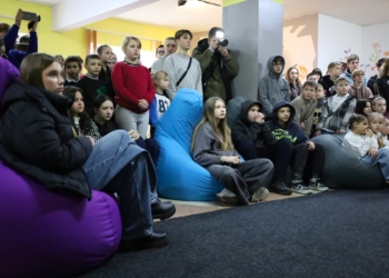 У віддаленому мікрорайоні Миколаєва відкрили простір креативного дозвілля молоді ArtKor-хаб (ФОТО)