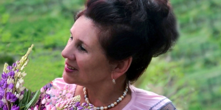 Миколаївська поетеса стала лавреаткою премії «За подвижництво у державотворенні» імені Якова Гальчевського