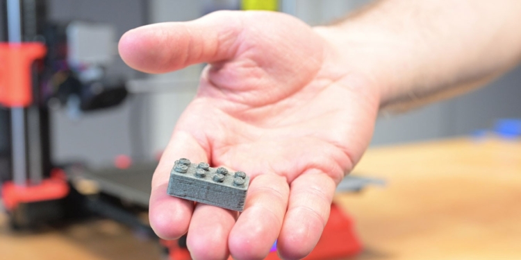 На Місяці хочуть будувати поселення із «метеоритних» кубиків LEGO