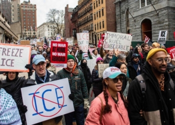 В Міннеаполісі, де протестують проти імміграційної політики Трампа, знов застрелили людину – там спалахнули протести