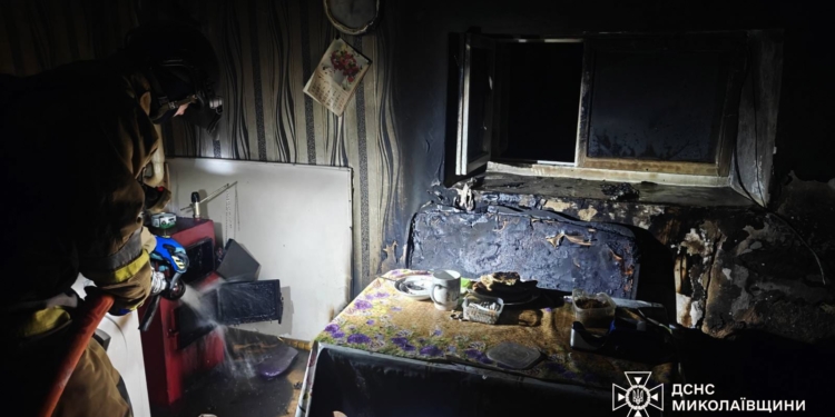 На Миколаївщині гасили 5 пожеж у житловому секторі (ФОТО)