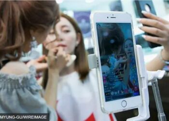 Як корейська косметика на спині равликів злетіла на вершину світової beauty індустрії, і чи воно того варте (ФОТО)