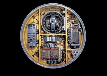 “Володька, не позор мене”. Краще б Путін не показував свій “Орешник” з радіолампами (ФОТО)