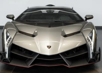 Один із трьох у світі: Lamborghini Veneno Coupe виставили на продаж за 16,9 мільйона доларів  (ФОТО)