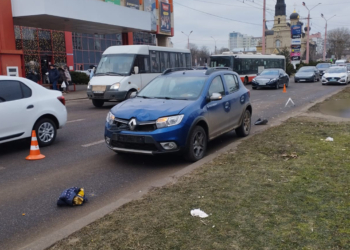 У середмісті Миколаєва під колесами автівки загинула літня жінка-пішохід (ФОТО)