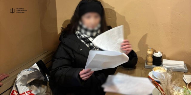 ГУР та СБУ викрили білоруську шпигунку, яка працювала журналісткою, — деталі спецоперації (ФОТО)