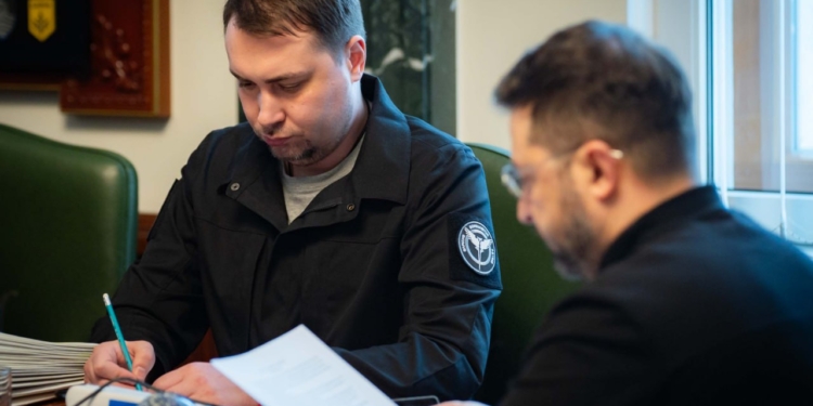 Зеленський зустрівся з українською переговорною делегацією: «Визначив рамку подальшої дипломатичної роботи» (ФОТО)