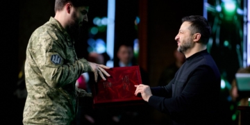 Зеленський нагородив воїнів із підрозділів безпілотних систем державними нагородами (ФОТО)