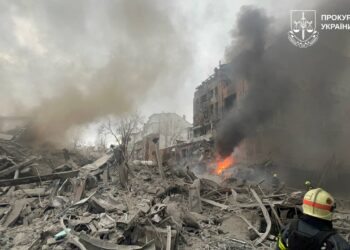 Щонайменше 25 людей постраждали внаслідок ворожої ракетної атаки «Іскандерами» по центру Харкова (ФОТО)