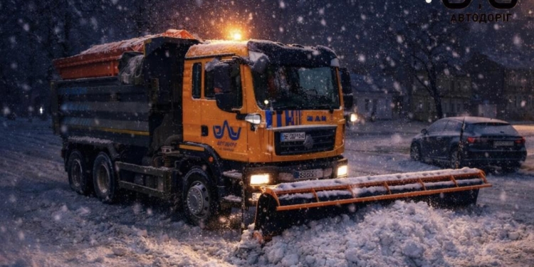 У Миколаєві ЕЛУ автодоріг обіцяє працювати всю ніч і просить водіїв не заважати