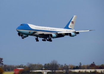 Літак Трампа не долетів до Давосу – повернувся назад