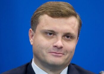 АРМА продало Льовочкіну 460 гектарів землі в Карпатах за…таких цін і під Миколаєвом немає