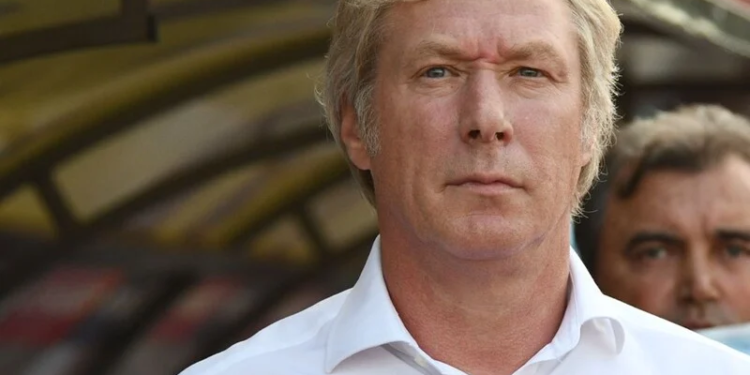 Сусіди вступилися за екстренера “Динамо” Михайличенка – він не бив слюсаря, хоча й було за що