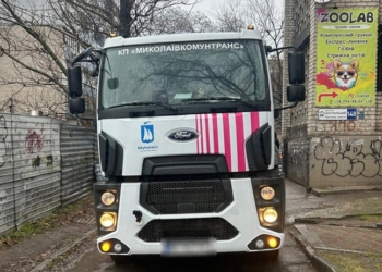 У Миколаєві сміттєвоз розчавив жінку (ФОТО)