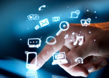 Як сучасні технології змінюють наше повсякденне життя