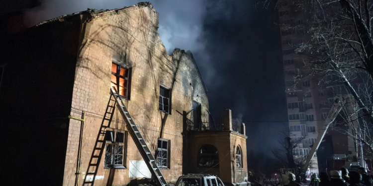 План «процвітання» післявоєнної України на $800 мільярдів. BlackRock сумнівається, бо коли це “після”