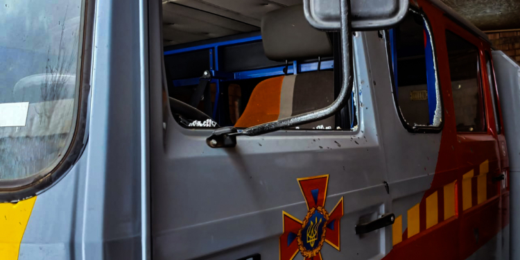 На Миколаївщині внаслідок атаки російських БпЛА пошкоджена одна з пожежно-рятувальних частин (ФОТО)
