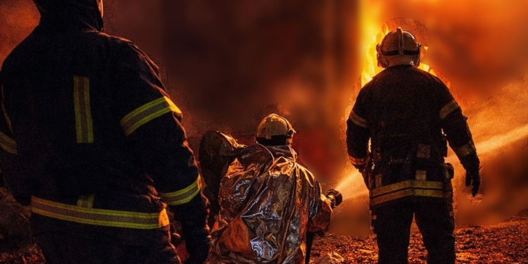 Внаслідок ракетно-дронової атаки є пошкодження у Волинській, Івано-Франківській, Львівській та Рівненській областях, – Зеленський