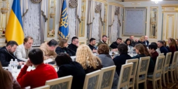 США і РФ таємно готують “пакет Дмітрієва” – на близько $12 трлн, – Зеленський