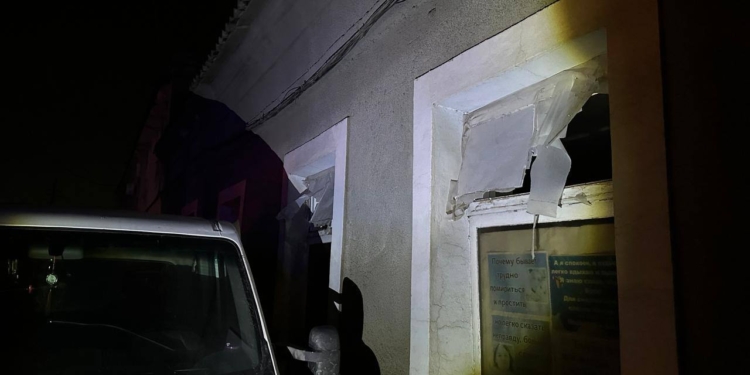 Внаслідок нічної російської дронової атаки в Одесі пошкоджені промисловий об’єкт та релігійна споруда (ФОТО)