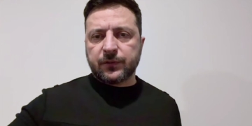 «Жодна країна у світі не повинна залишатися наодинці й без допомоги в умовах таких ударів і такої війни» – звернення Зеленського (ВІДЕО)