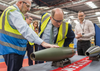 У Британії знову переноситься відкриття збройового заводу – він вже півроку мав виробляти снаряди для ЗСУ