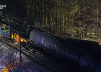 У Польщі з рейок зійшов вантажний потяг із дизпаливом