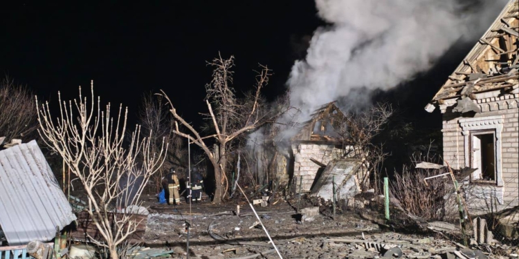 У Запоріжжі травмовано однорічного хлопчика, двох жінок та чоловіка внаслідок російської атаки БпЛА (ФОТО)