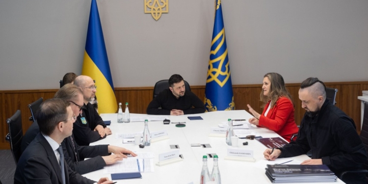 Зеленський провів перше засідання Міжнародної консультативної групи, яка залучатиме інвестиції для України та розвиватиме пріоритетні сектори економіки