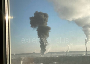 В Ухті, в РФ, палає НПЗ (ВІДЕО)