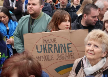 У Празі пройшов мітинг на підтримку України (ФОТО, ВІДЕО)