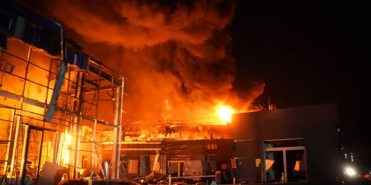 На Одещині внаслідок ворожих ударів по порту є загиблий та 6 постраждалих (ФОТО)