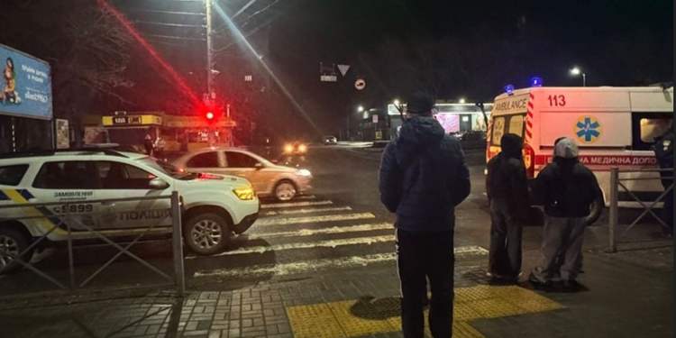 У Миколаєві авто поліції охорони на переході збило дитину. Свідки, відгукніться