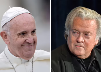 «Краще царювати в Пеклі, ніж служити в Раю», – радник Трампа Беннон змовлявся з Епштейном скинути Папу Франциска (ФОТО)