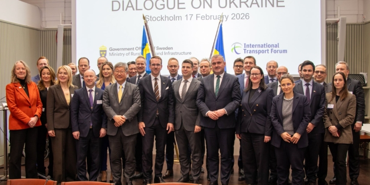 У Стокгольмі підписано Угоду про створення Фонду підтримки транспорту України