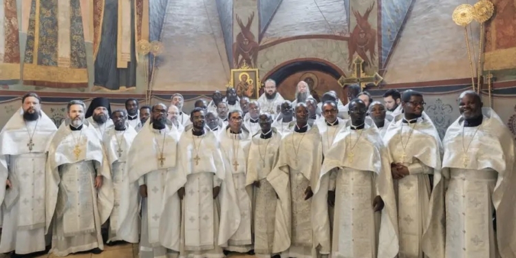 Росія понесла «скрепи» до Африки – там вже відкрито сотні храмів РПЦ, щоб вербувати на війну в Україні