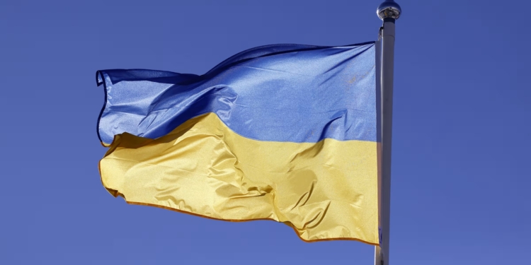 В роковини початку російського вторгнення у Фінляндії піднімуть українські прапори