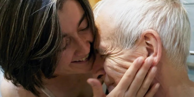 У Швейцарії схвалили перші ліки проти хвороби Альцгеймера