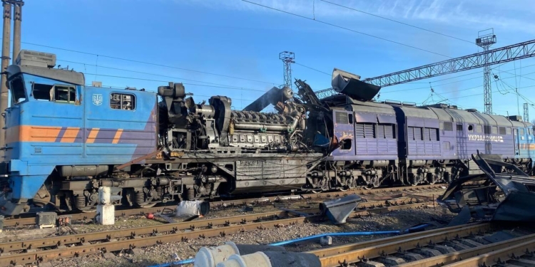 Головні удари – енергетика та залізниця, – Зеленський про сьогоднішню атаку (ВІДЕО)